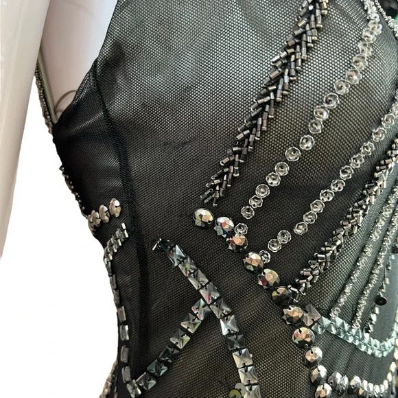 NWT Carlos Miele Embellished Silk Gown - Picture 9 of 16